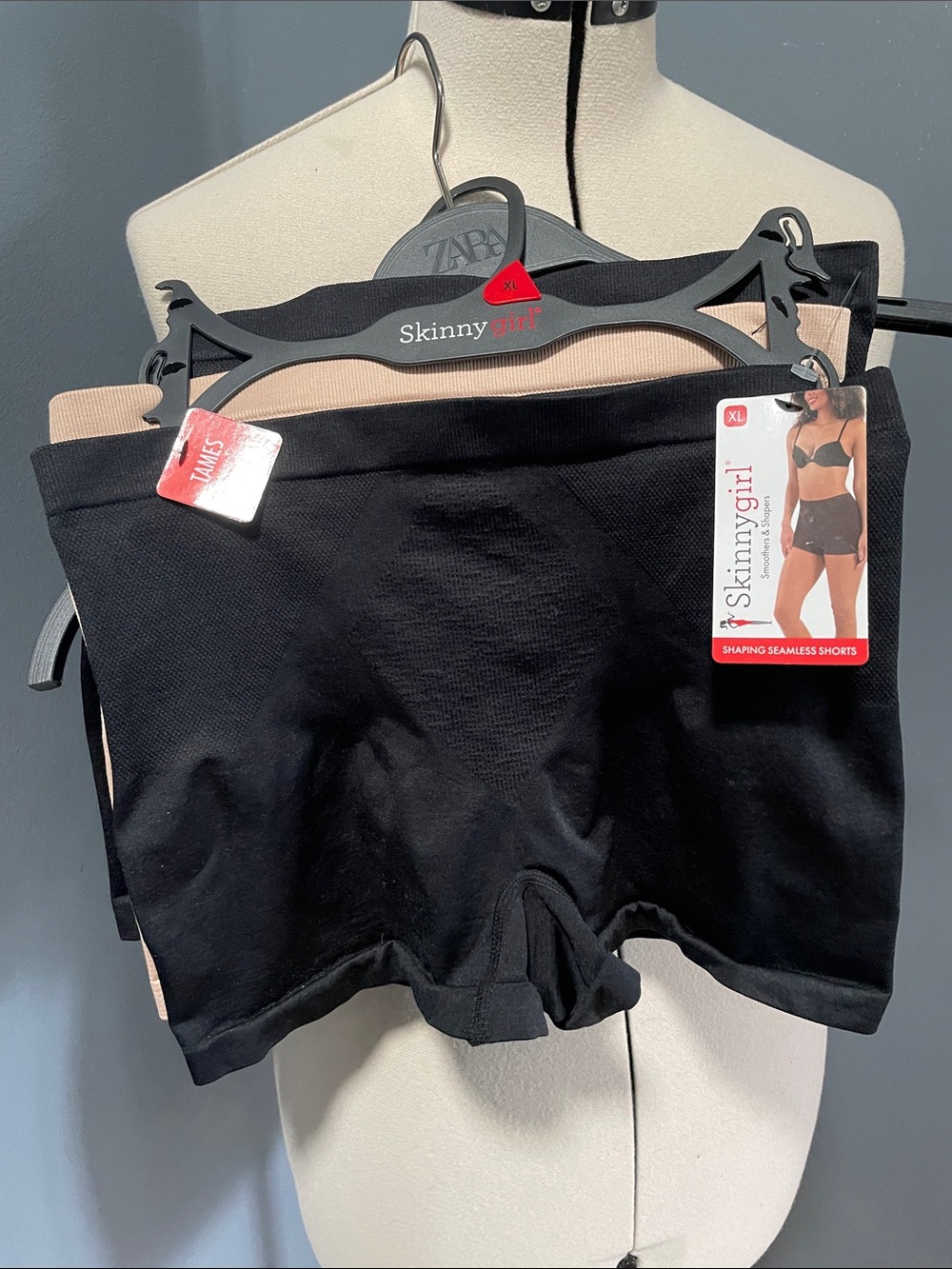 Skinnygirl Shaping Seamless Shorts  Size-XL in Black,Nude NWT